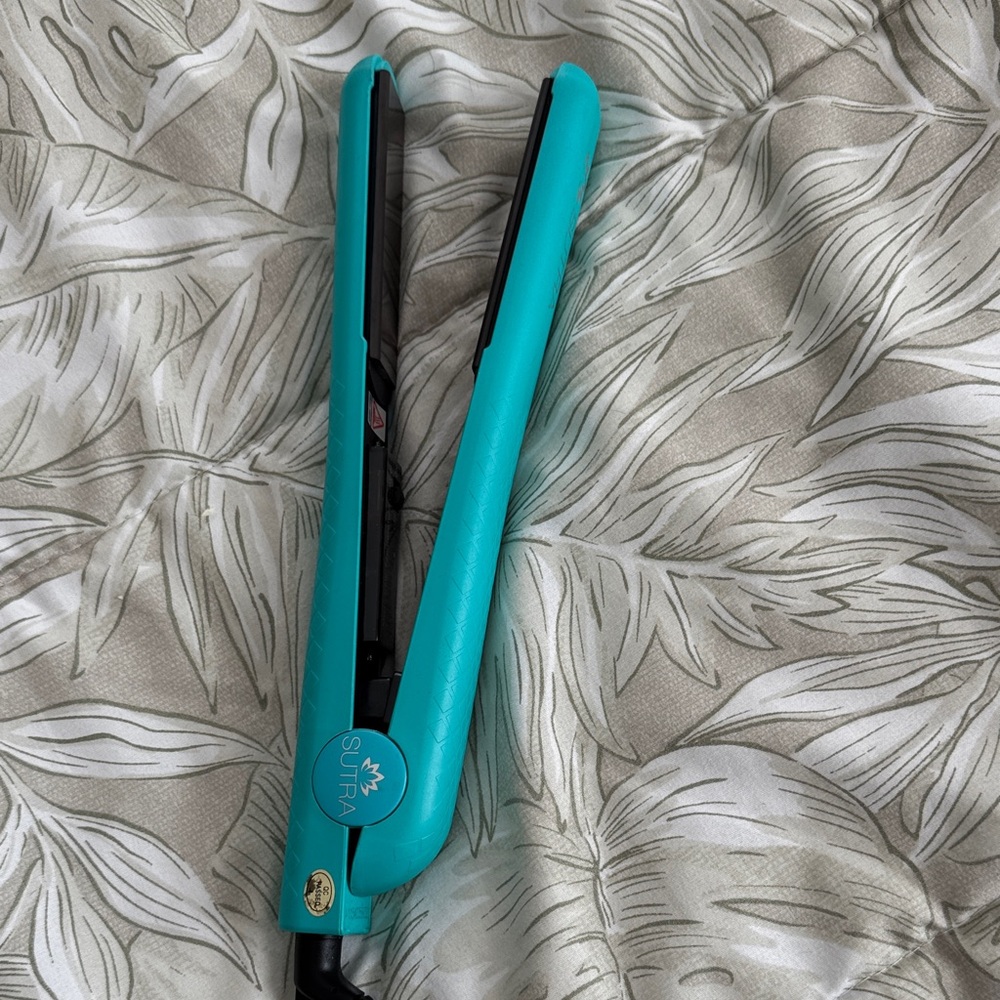 Turquoise Hair Straightener